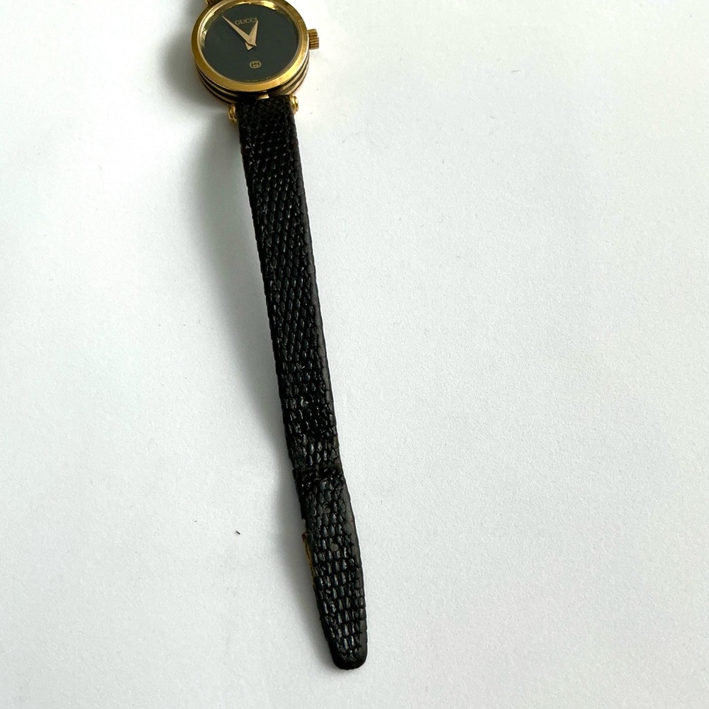 Ladies GUCCI lovely DRESS watch💖💖 - Picture 9 of 15